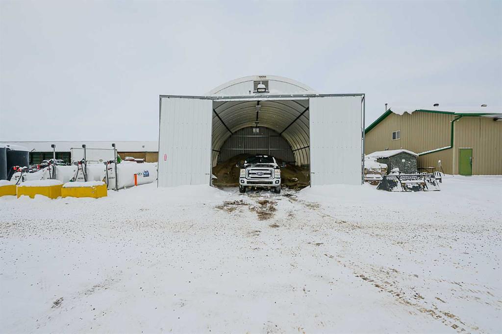 713040 Range Road 64, Clairmont, AB