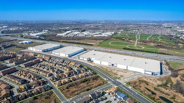 Woodbine Avenue, Markham, ON