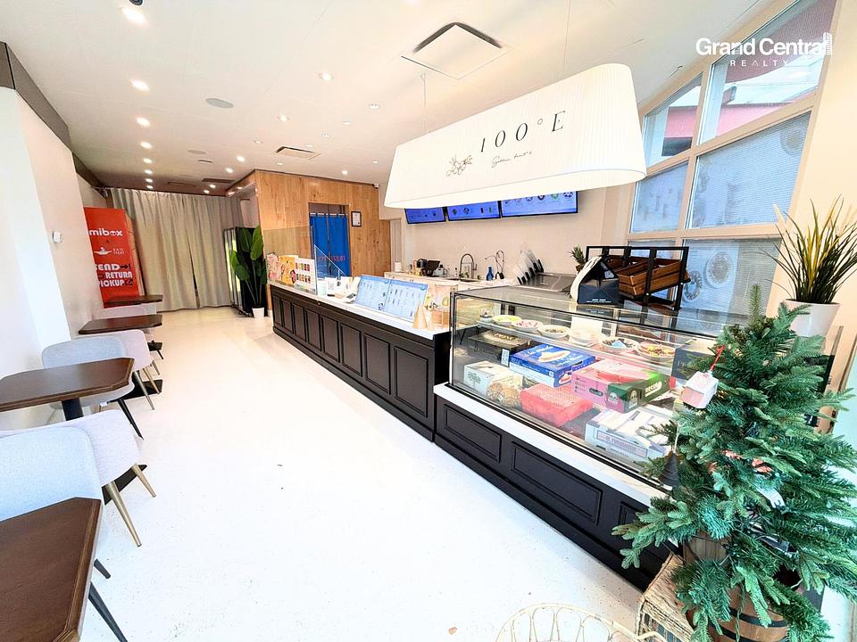 113 - 8531 Alexandra Road, Richmond, BC