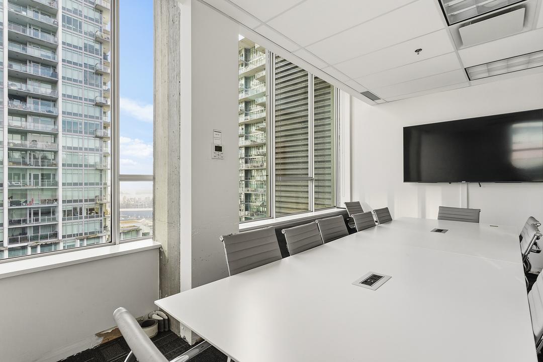 502-504 - 233 Nelson's Crescent, New Westminster, BC