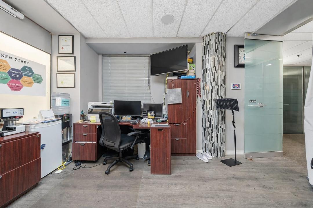 617 - 938 Howe Street, Vancouver, BC