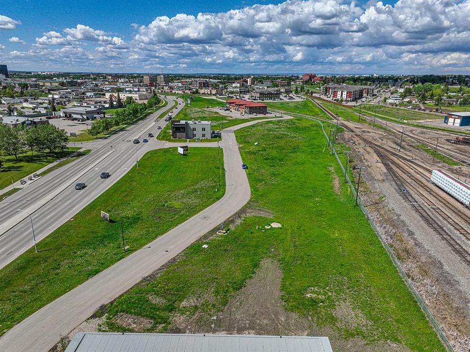 2 - 9405 Resources Road, Grande Prairie, AB