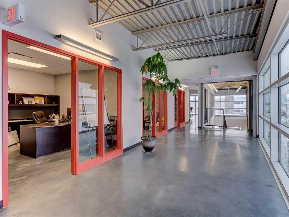 2nd Floor - 5531 70 Avenue, Lloydminster, AB