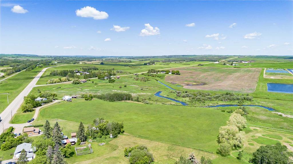 Alberta 12, Alix, AB