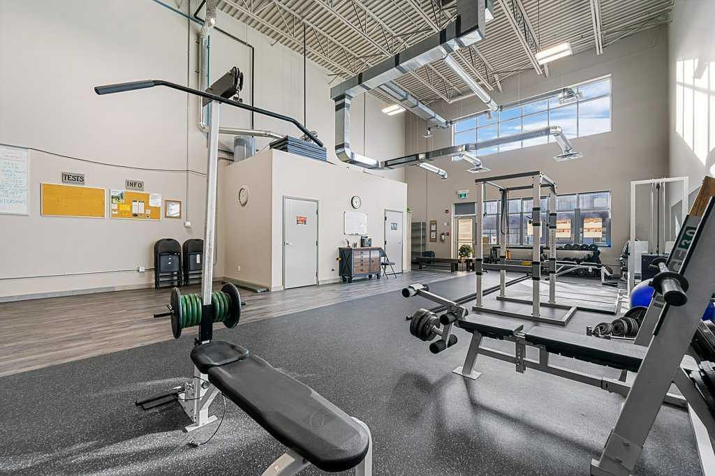 2 - 110 Commercial Drive, Calgary, AB