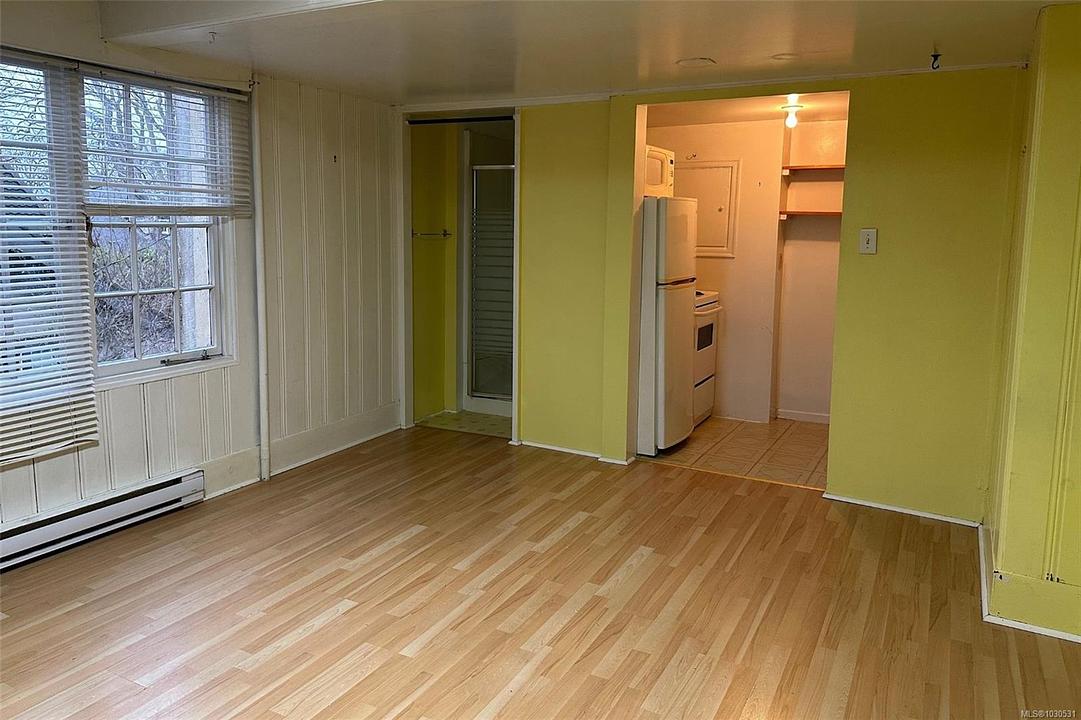 1043 Belmont Avenue, Victoria, BC