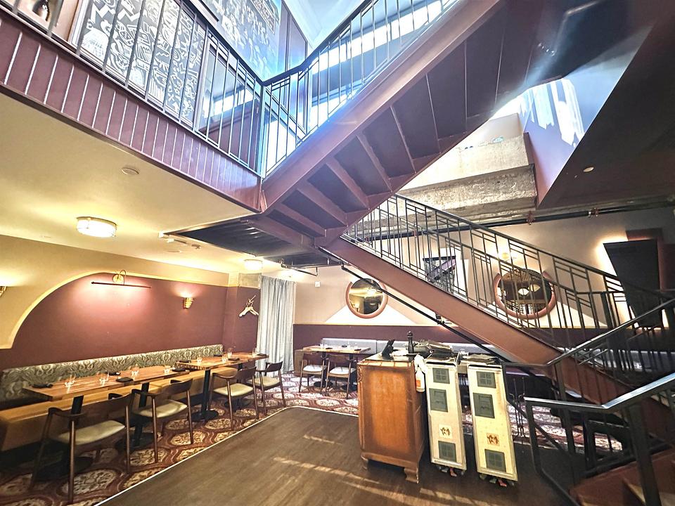 811 West Pender Street, Vancouver, BC