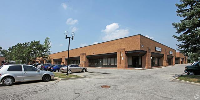 12 Falconer Drive, Mississauga, ON