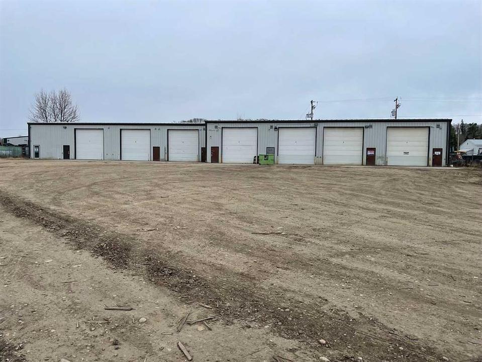 6409 51 Avenue, Whitecourt, AB
