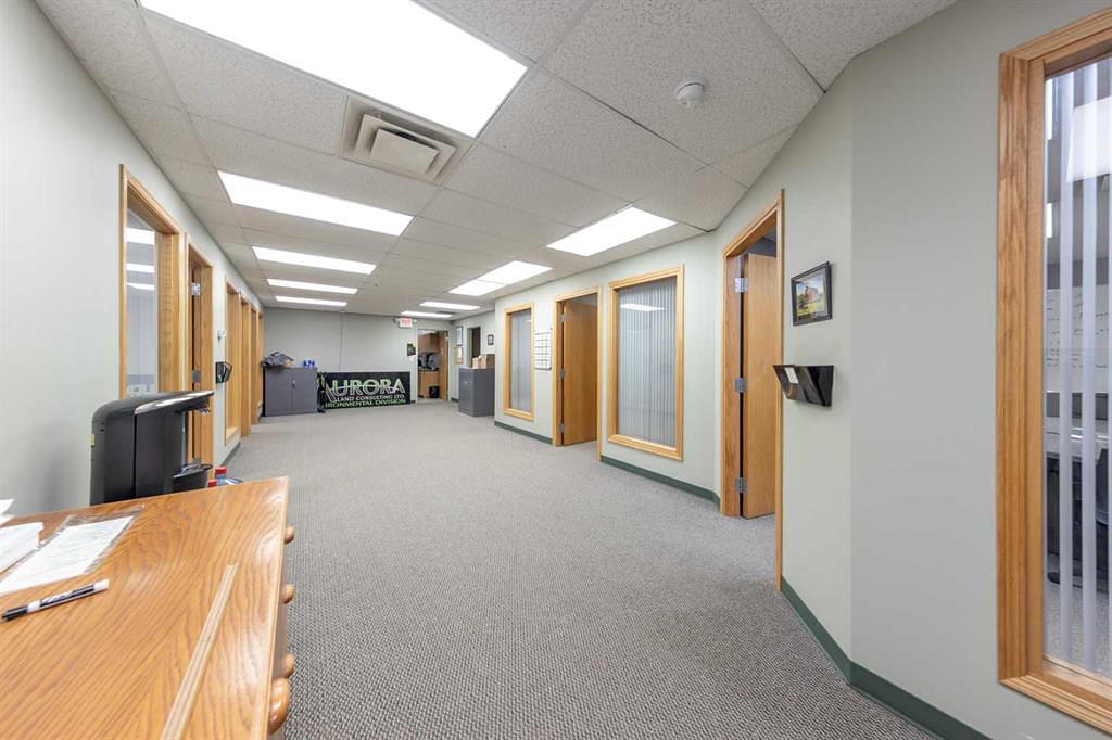 5912 50 Avenue, Lloydminster, AB