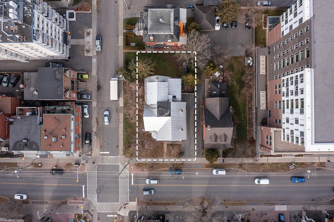 245 Laurier Avenue East, Ottawa, ON