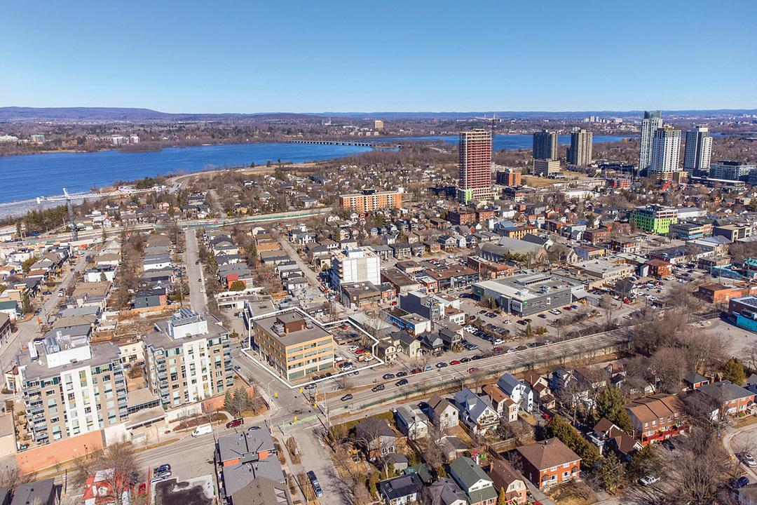 200 - 411 Roosevelt Ave, Ottawa, ON