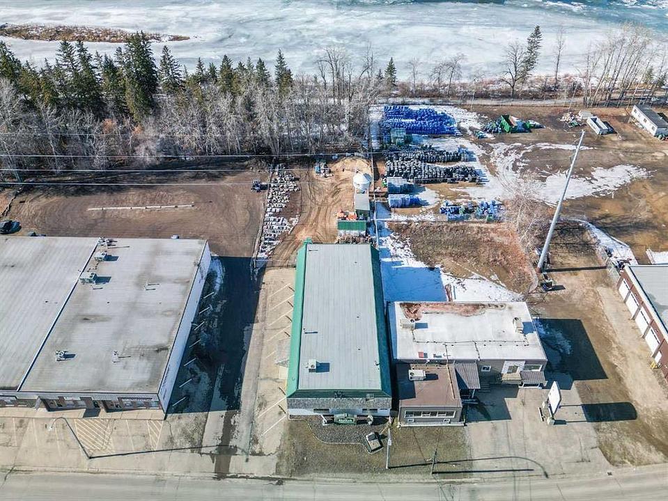 4948 54 Avenue, Red Deer, AB
