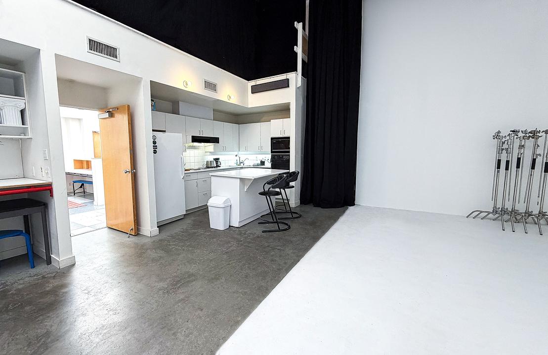 1810 Pine Street, Vancouver, BC
