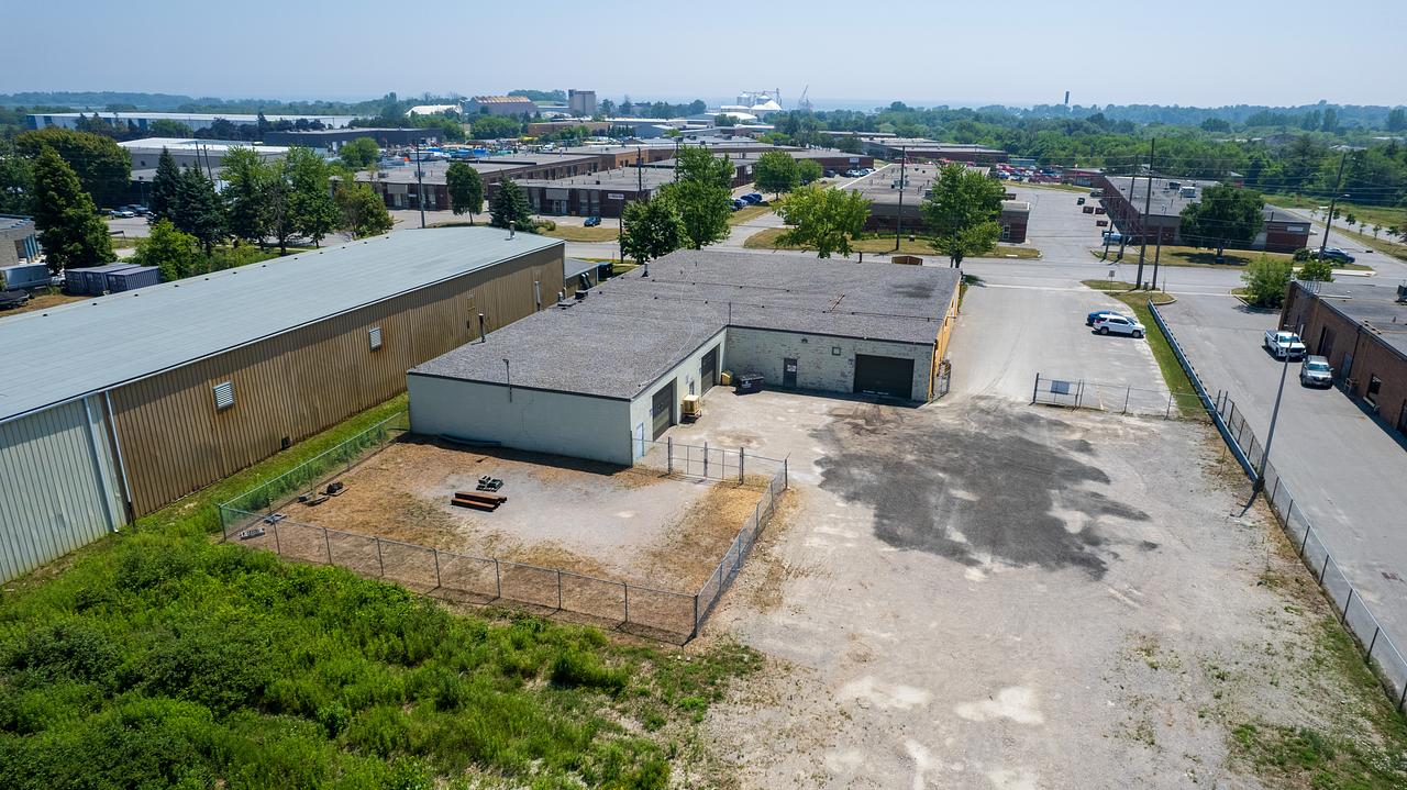 574 Wentworth Street East, Oshawa, ON