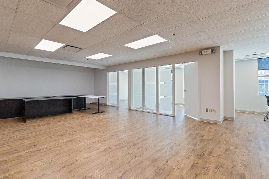 Suite 200 & 203 - 735 Main St, Moncton, NB