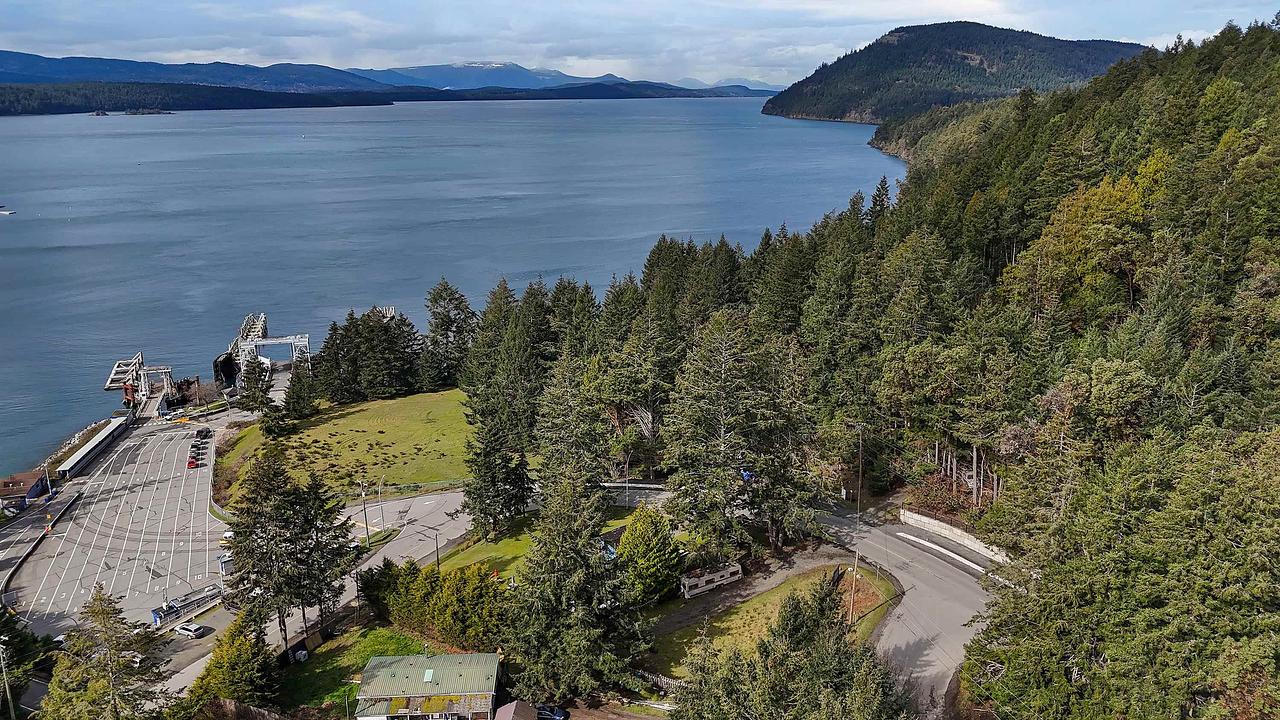492 Dalton Drive, Mayne Island, BC