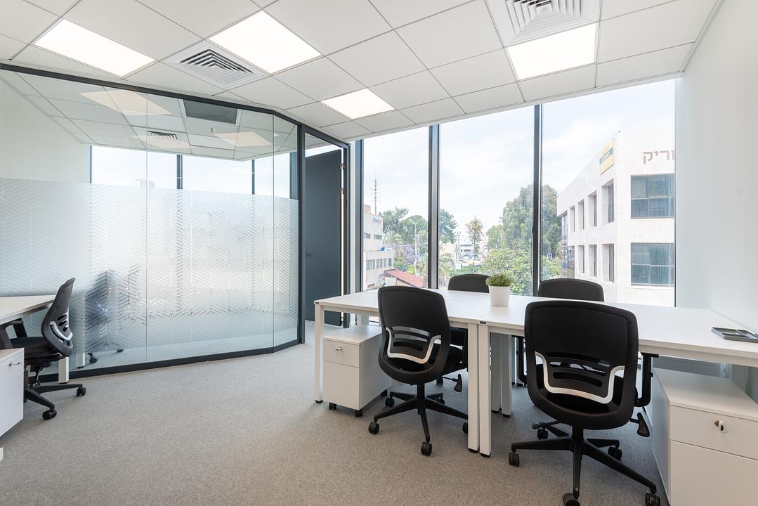 Large office space for 23 persons at Spaces Yorkville  - 99 Yorkville Ave, Toronto, ON