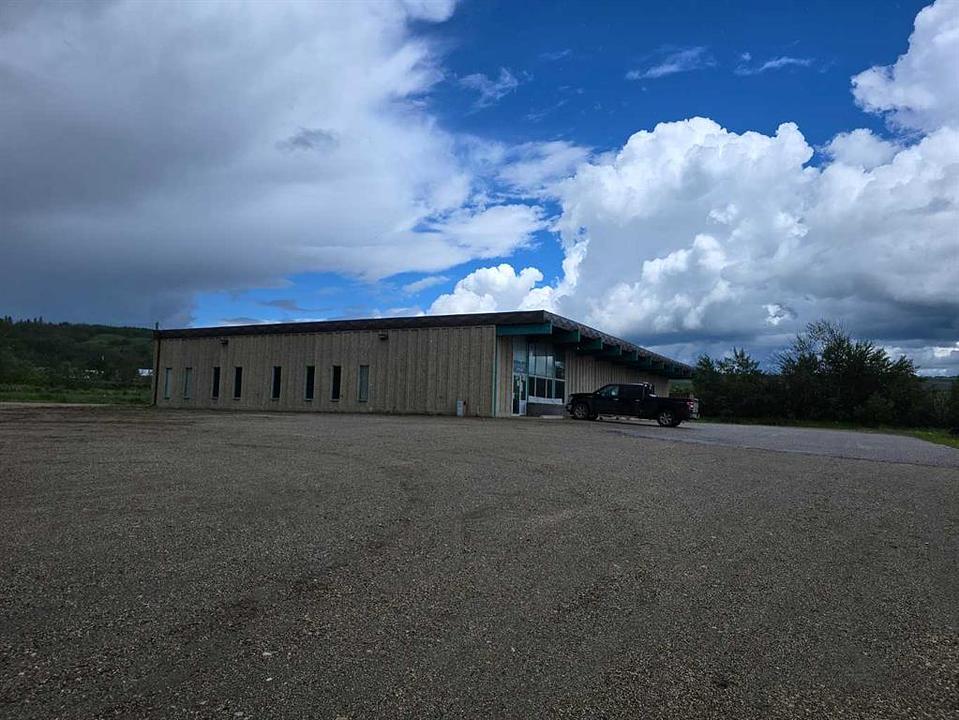 9020 90 Street, Peace River, AB