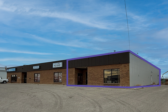 3221 2 Avenue North, Lethbridge, AB