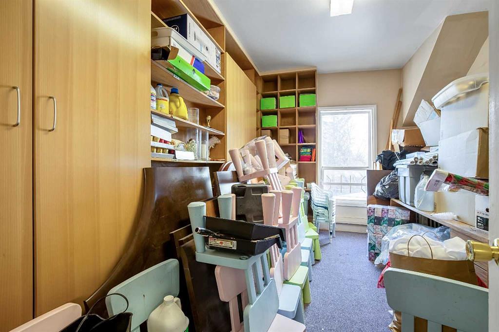 1405 8 Avenue Southeast, Calgary, AB