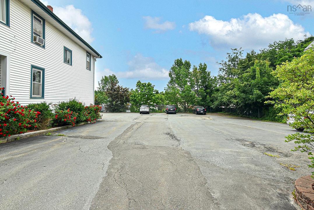 194 King Street, Windsor, NS
