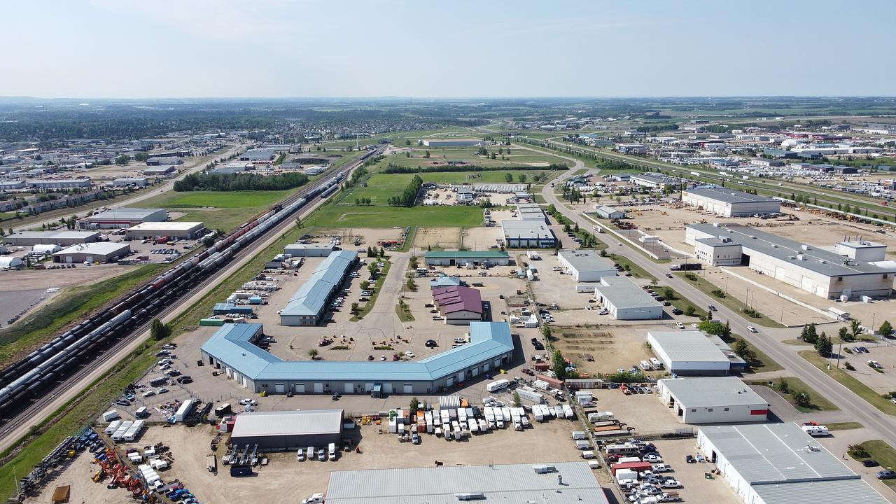 9 - 7471 Edgar Industrial Bend, Red Deer, AB