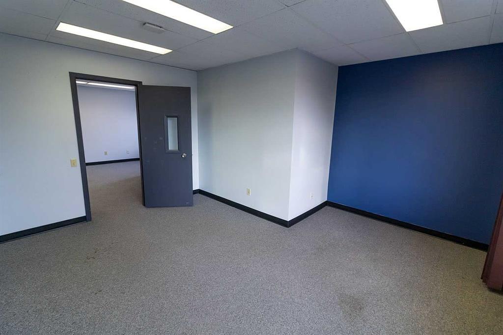 2182 39 Avenue Northeast, Calgary, AB