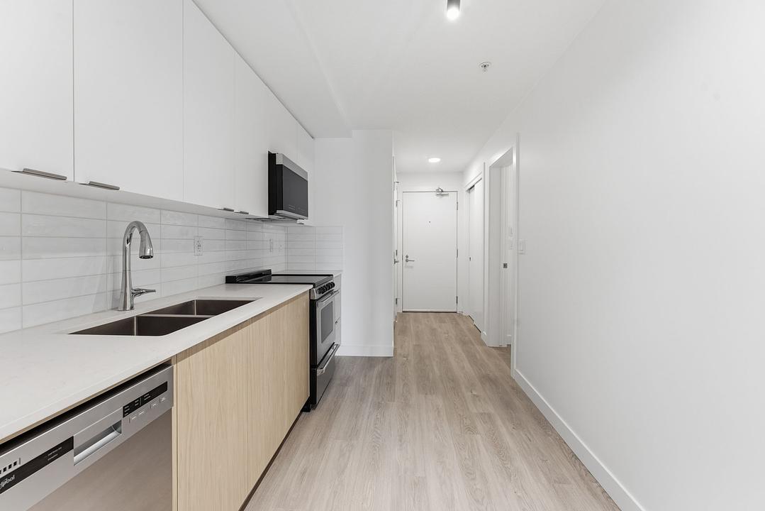 109 - 3360 16 Street Southwest, Calgary, AB