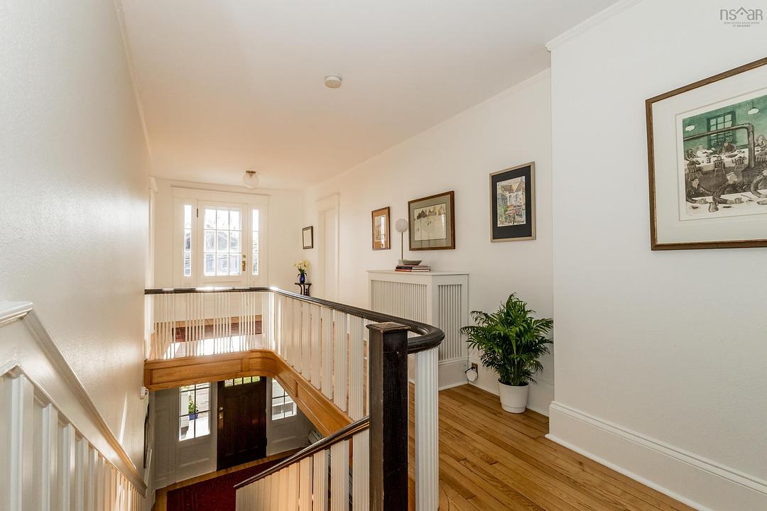 12 Linden Avenue, Wolfville, NS