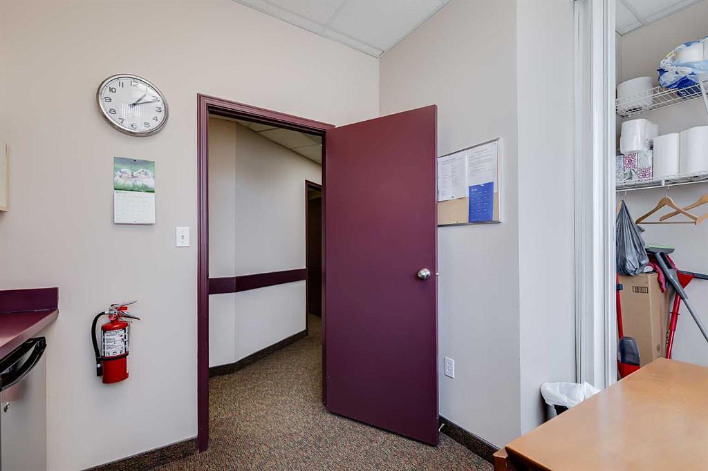 5120 50 Avenue, Olds, AB