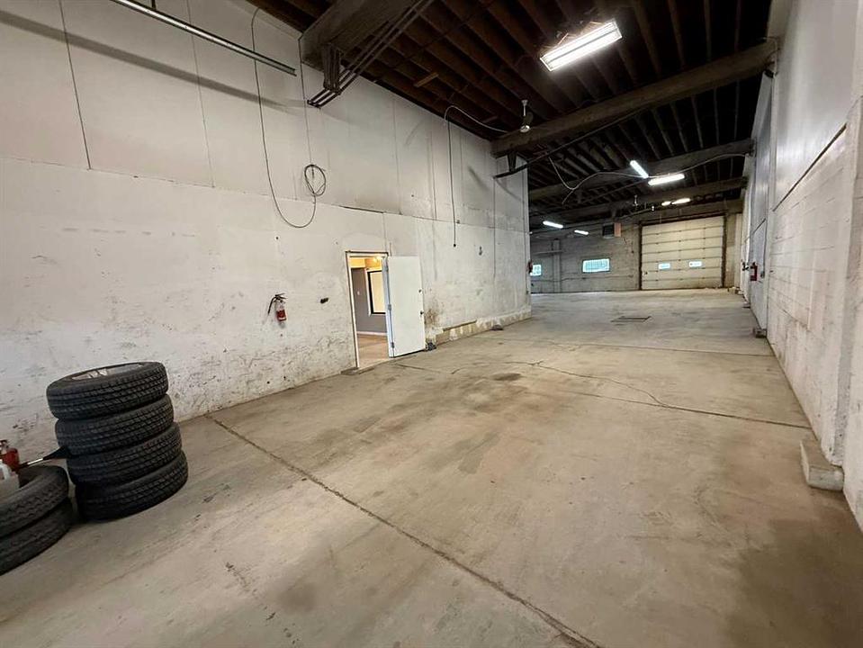 2213 2 Avenue North, Lethbridge, AB