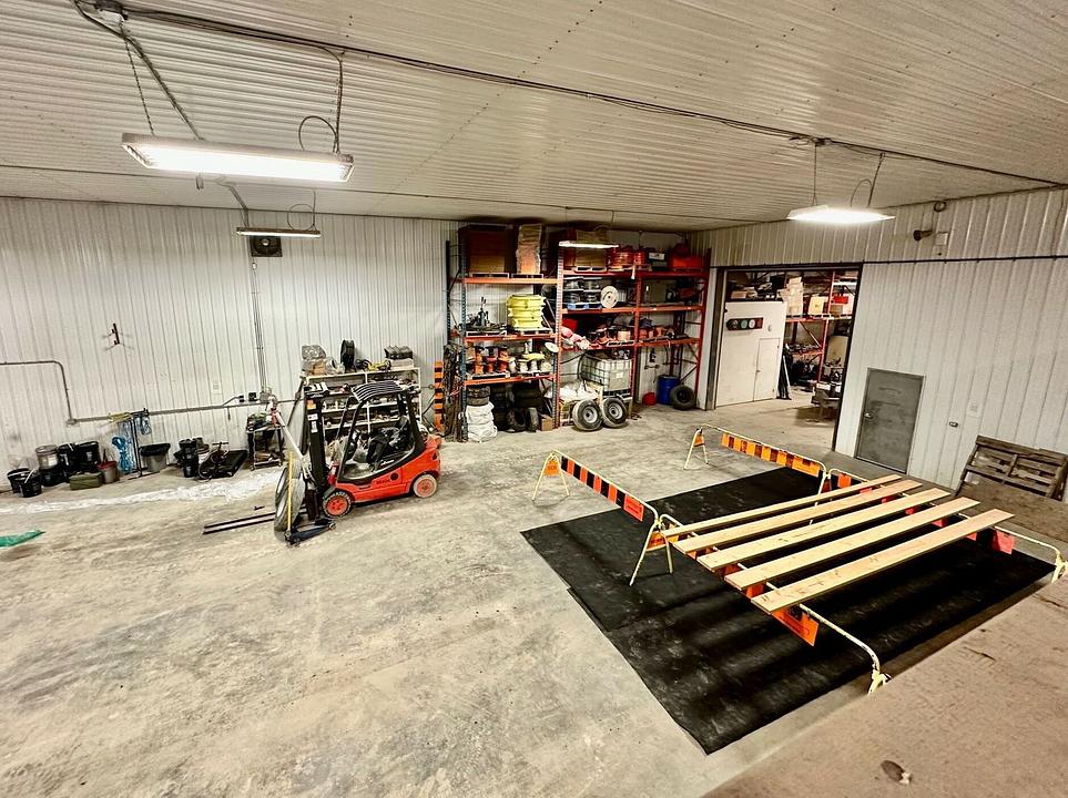 200 Caron Road, Headingley, MB