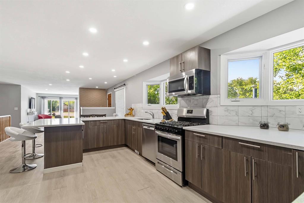98 Hill Drive, Fort McMurray, AB
