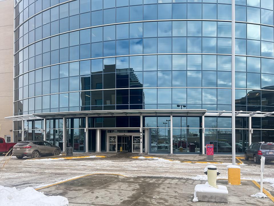 700 - 1816 Crowchild Trail Northwest, Calgary, AB