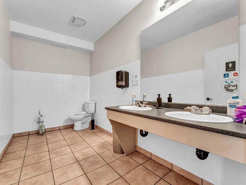 645 3rd Street Southeast, Medicine Hat, AB