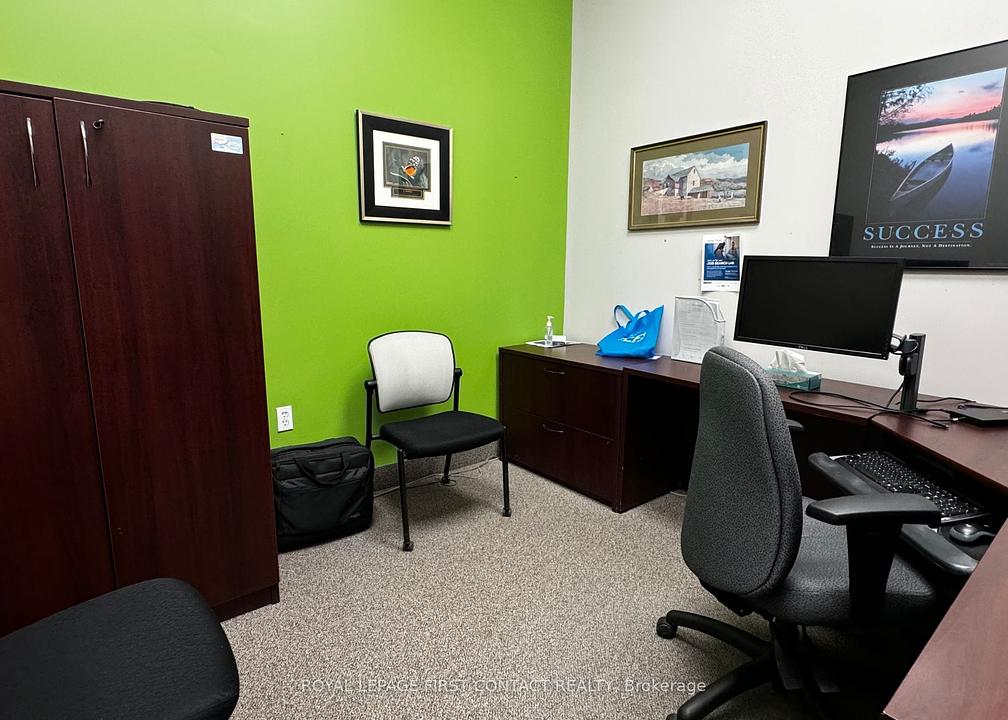 48 Collier Street, Barrie, ON