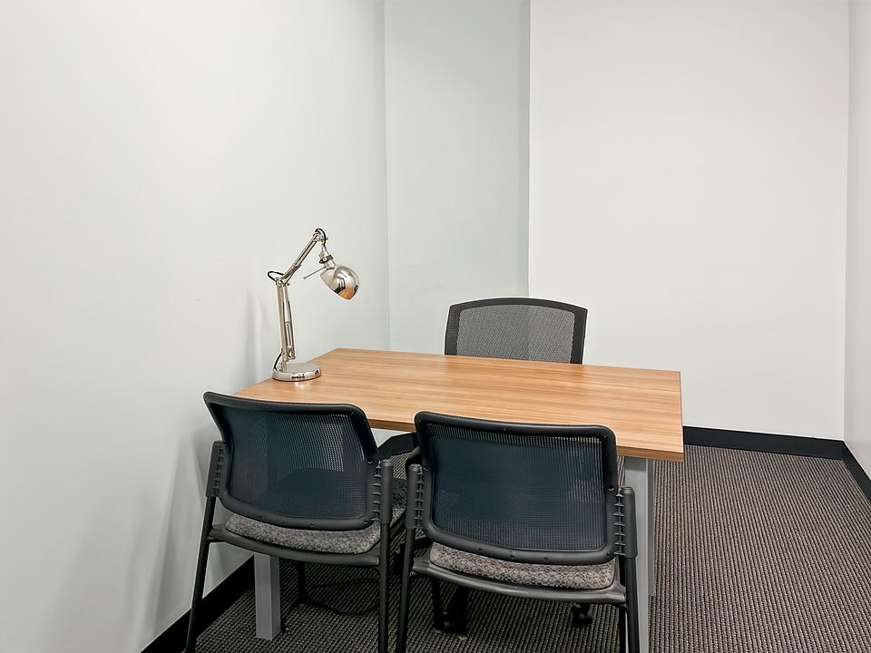 600 - 1111 Boulevard Dr.-Frederik-Philips, Montréal, QC