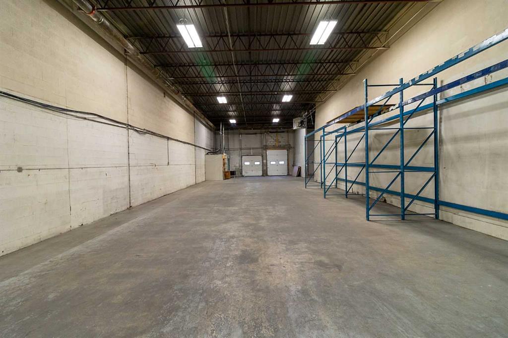 7026 30 Street Southeast, Calgary, AB
