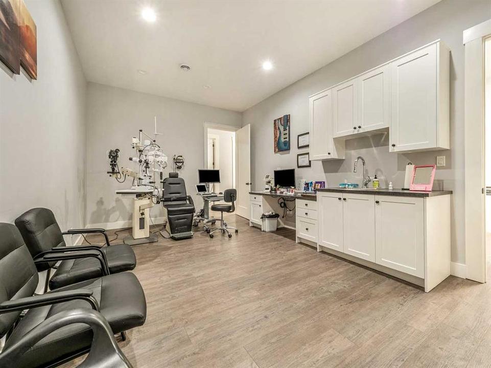 19 Broadway Street North, Raymond, AB