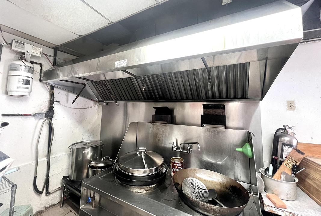 4111 Macdonald Street, Vancouver, BC