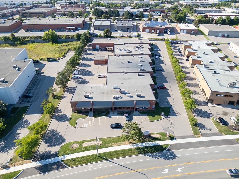 18 - 215 Traders Boulevard East, Mississauga, ON
