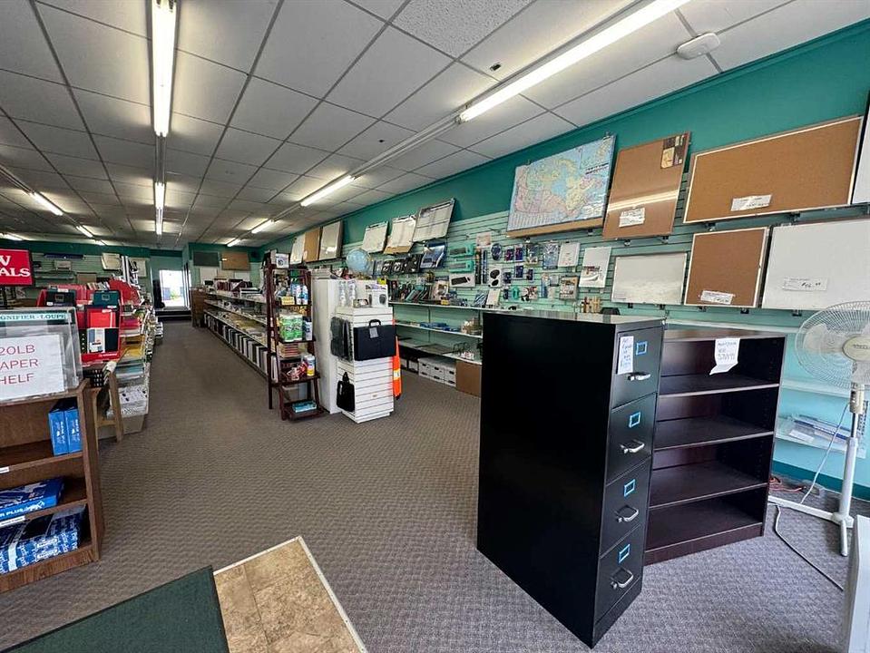 5026 50 Avenue, Ponoka, AB