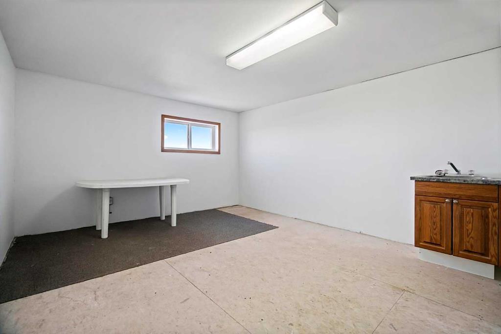 4205 51A Avenue, Killam, AB