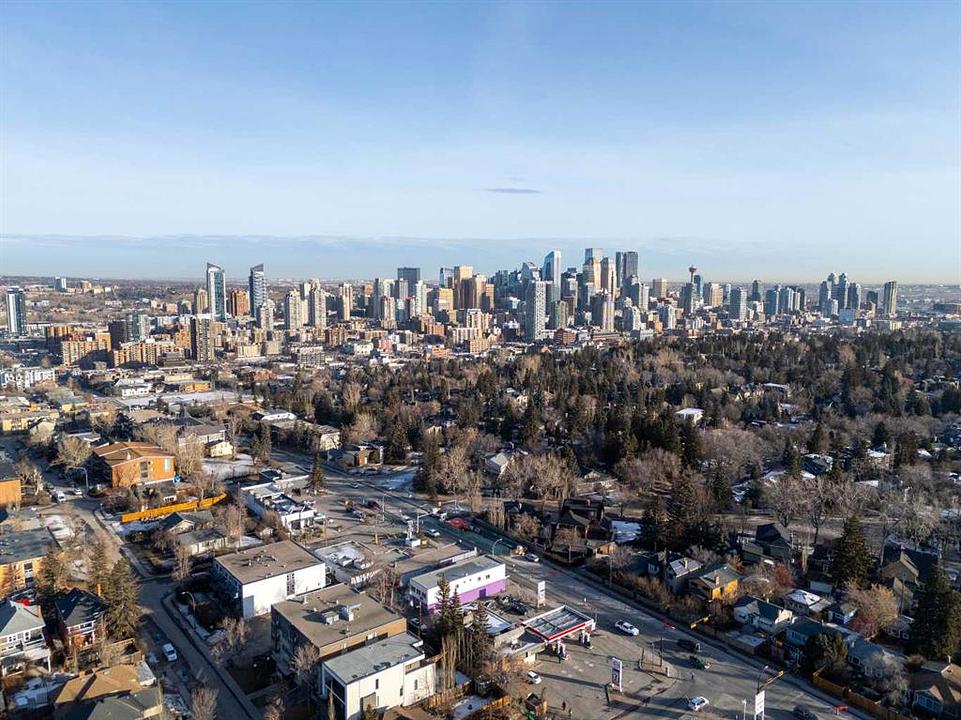 2615 14 Street Southwest, Calgary, AB