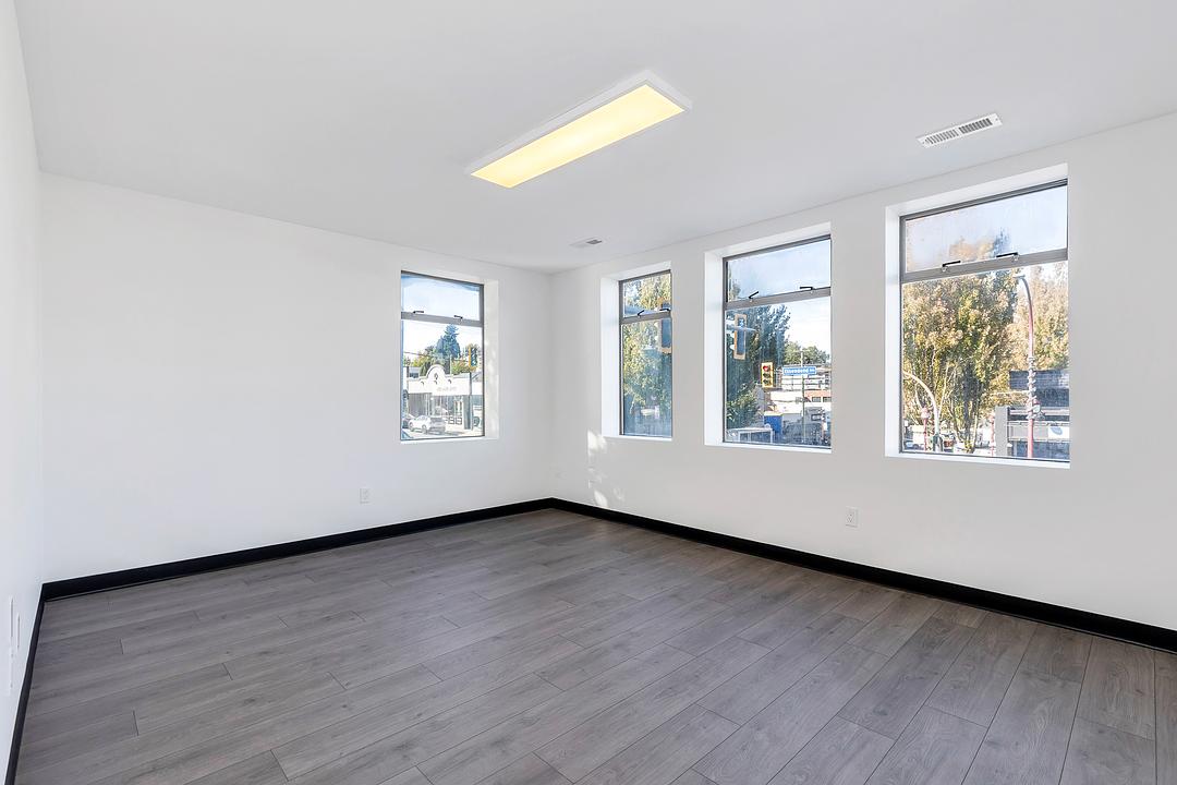 200 - 2568 Montrose Avenue, Abbotsford, BC