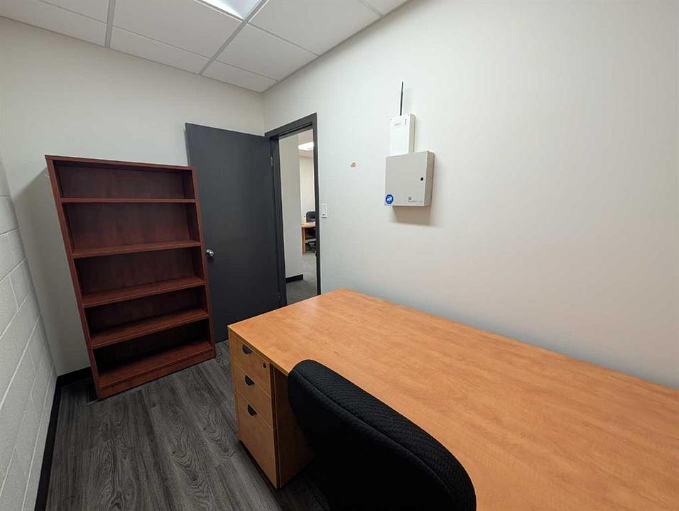 1811 Broadway Avenue East, Redcliff, AB