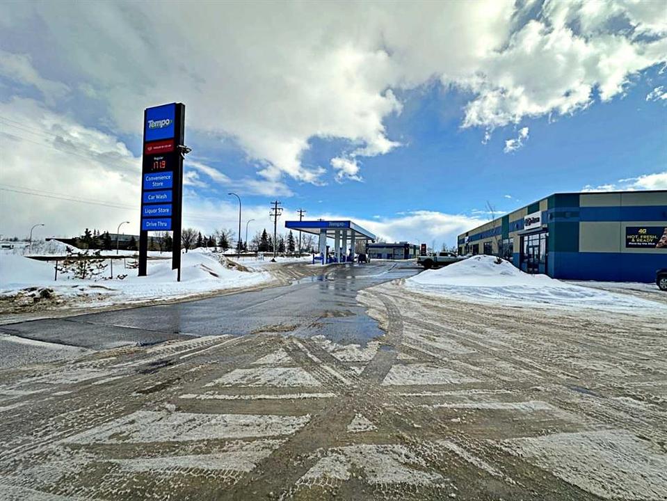 189 Mackenzie Boulevard, Fort McMurray, AB
