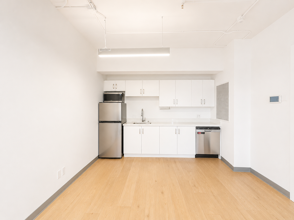 610 - 318 Homer Street, Vancouver, BC