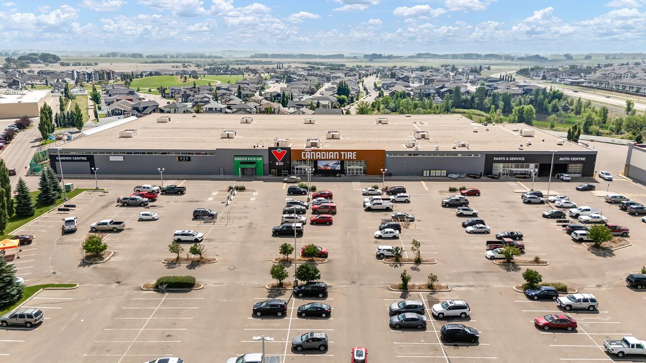 #4-103 - Strachan Road Southeast, Medicine Hat, AB